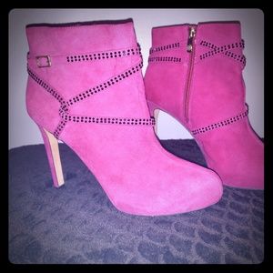 Vince Camuto pink ankle booties